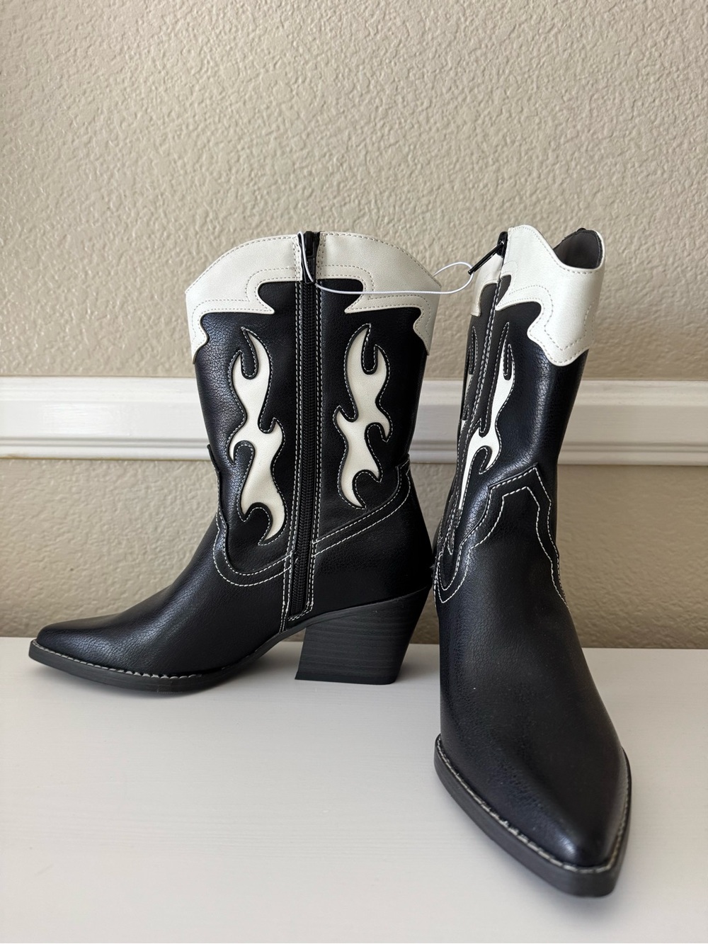 Western Boots - Picture 2 of 3